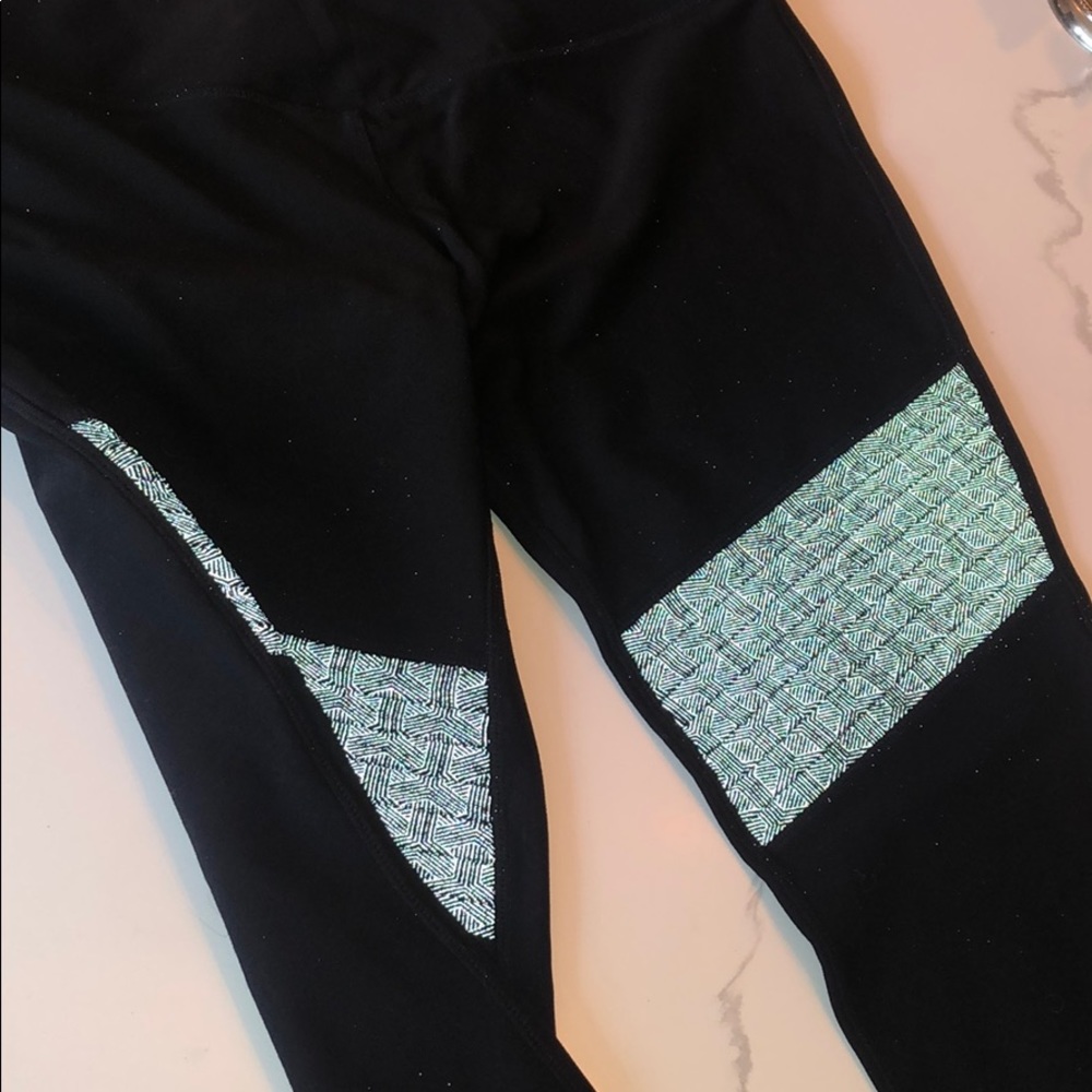 Reflective black leggings large